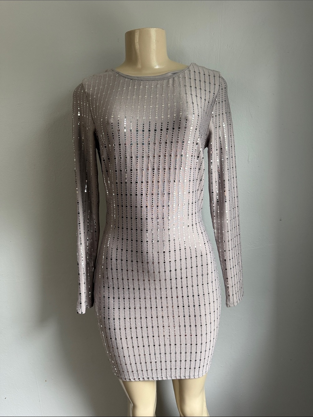 Crystal Sky Gray Metallic Style Long Sleeve Open Back Dress Women’s medium